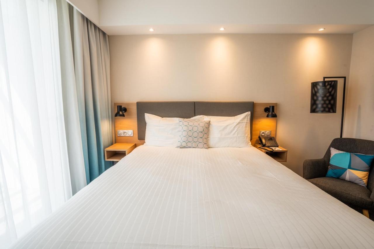 - Bordeaux-merignac By Ihg Hotel 4*