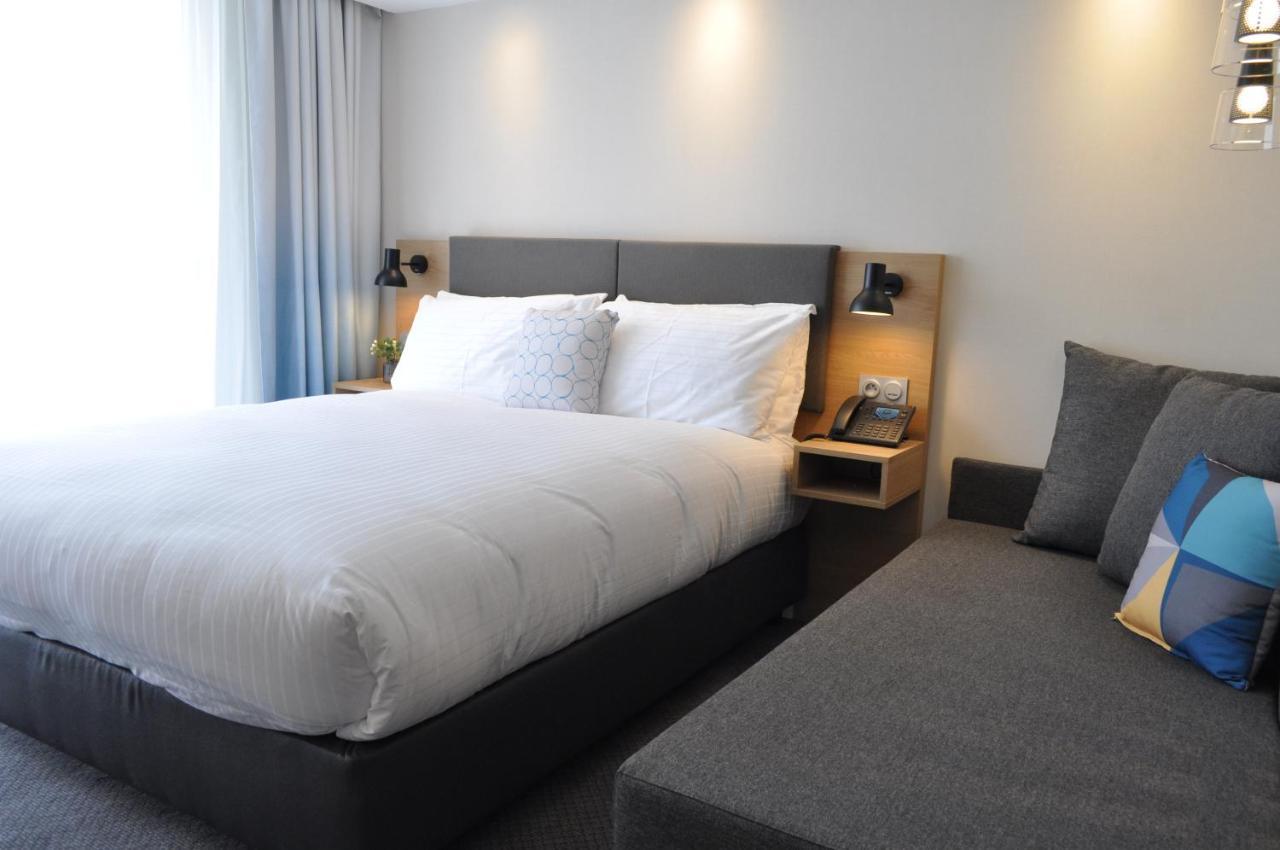 - Bordeaux-merignac By Ihg Hotel 4*